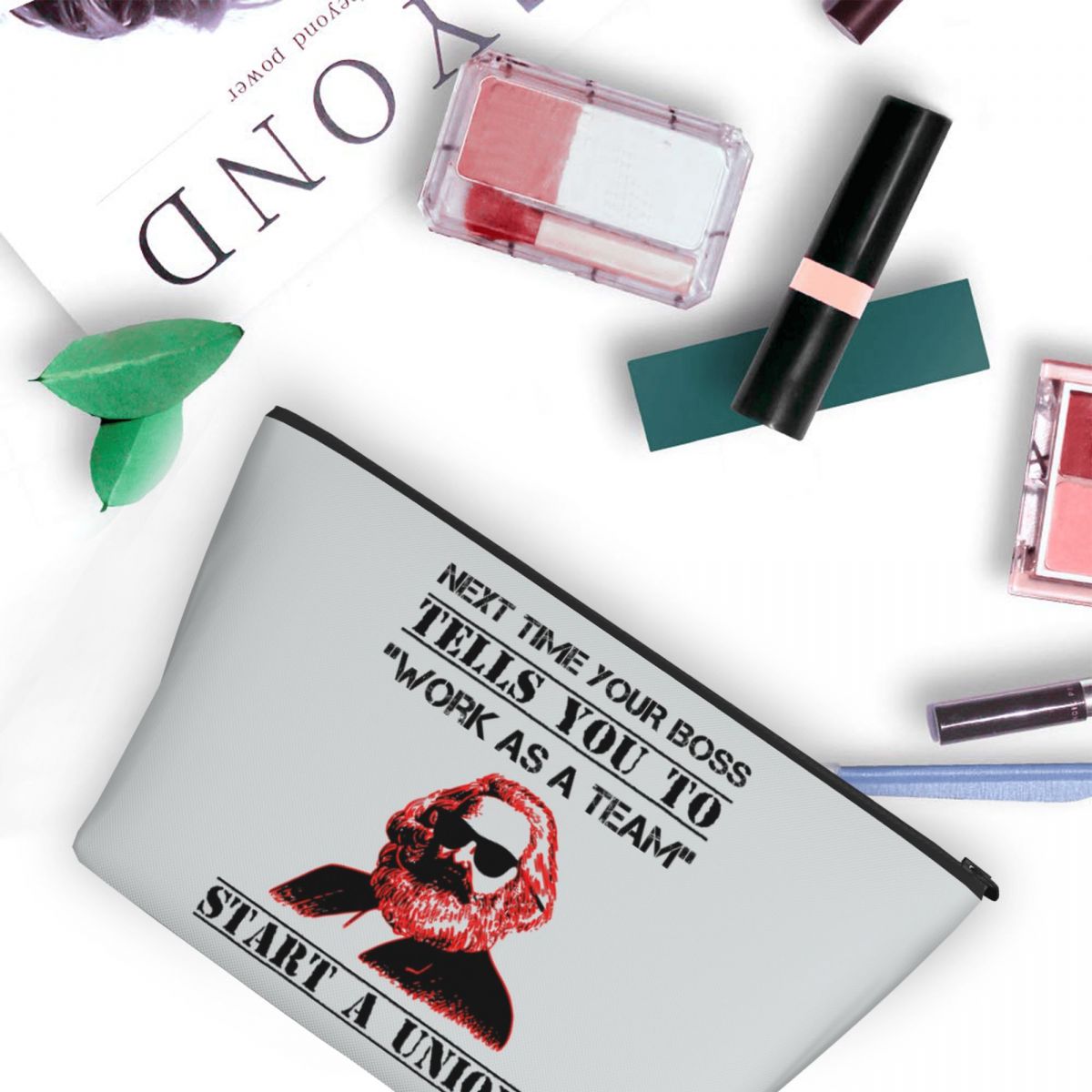 Karl Marx Makeup Bag for Women - Women'S Karl Bags recension och pris